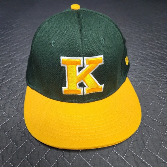 Dome Flex Embroidered "K" Logo Gold & Green Cap Possibly Colligiate Size Med/Lar - Picture 1 of 13